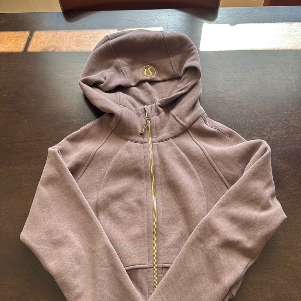 Lululemon Scuba Full Zip Cropped Hoodie Twilight Rose size 4